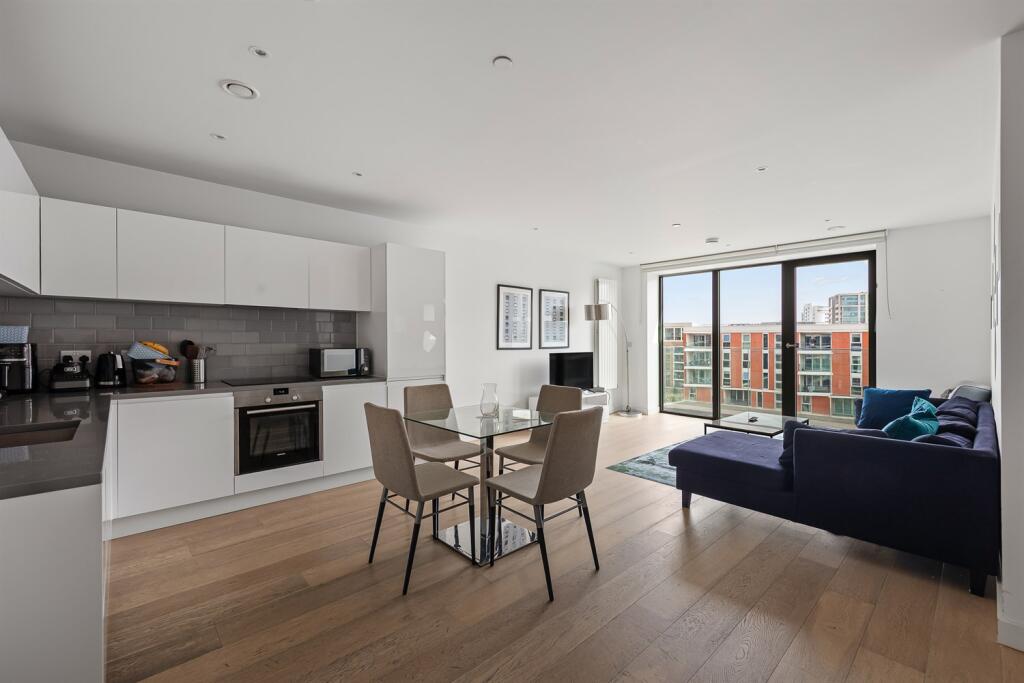 Main image of property: Fairwater House, Bonnet St, E16