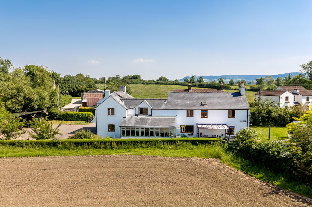 Main image of property: Bath Road, Eastington, GL10