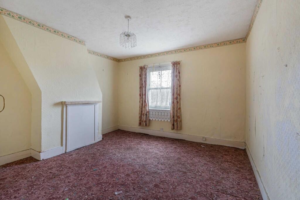 Snowdenham Lane, Bramley, GU5 photo 4
