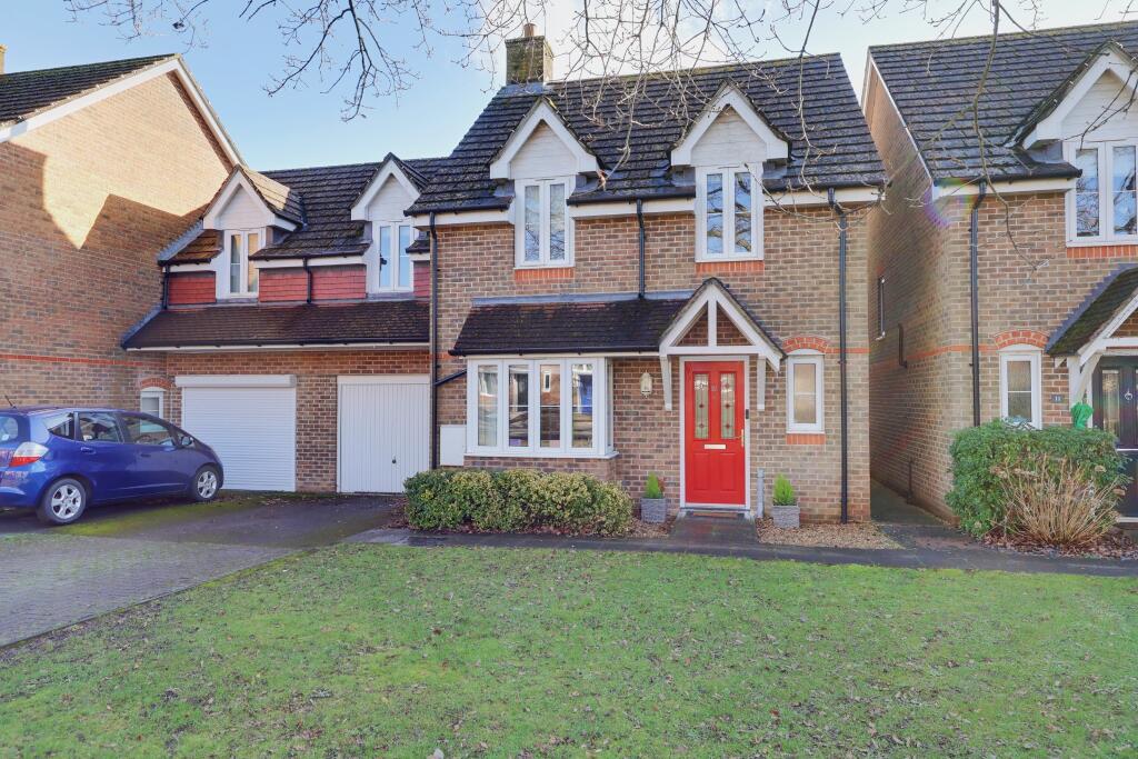 Main image of property: THE ACORNS, DENMEAD