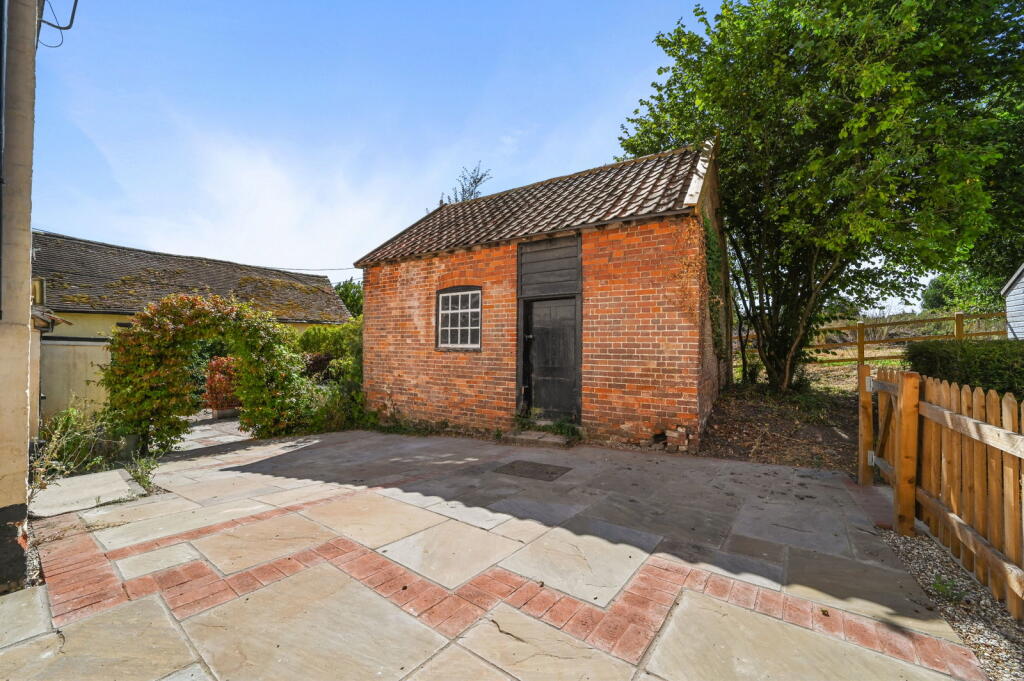Property photo 11