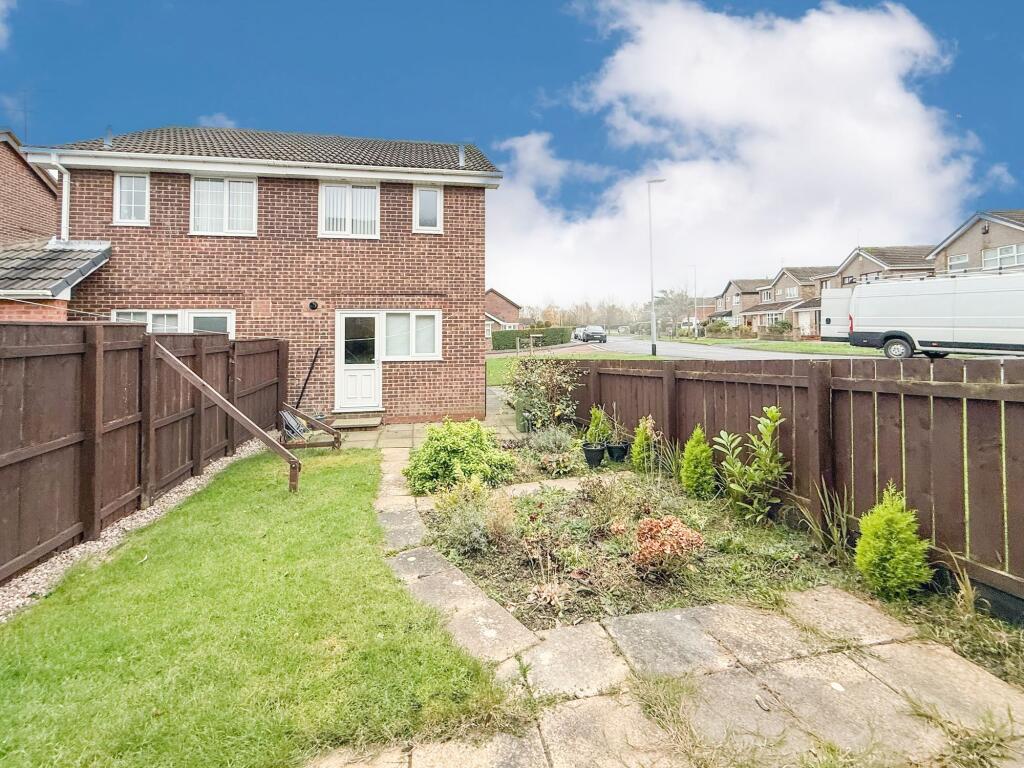 Slaley Close, Gateshead, NE10 photo 4