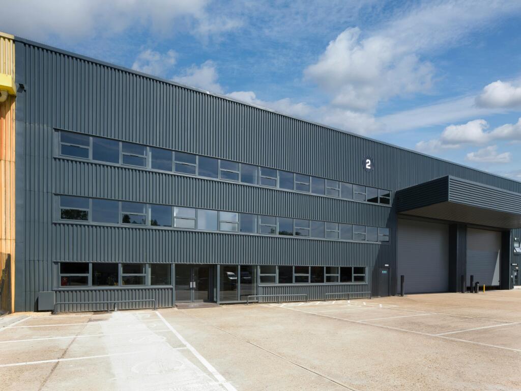 UK-StaplesCornerBP-Refurb-Jul26-32_high.jpg