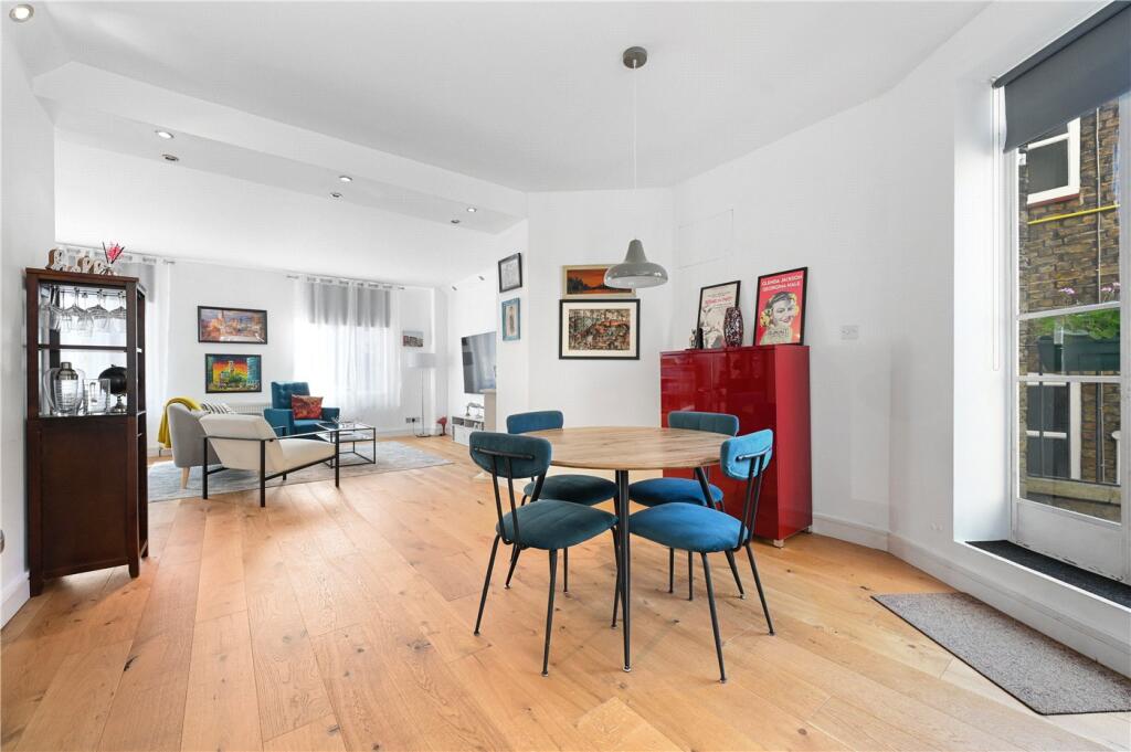 Apartment in London - View 5