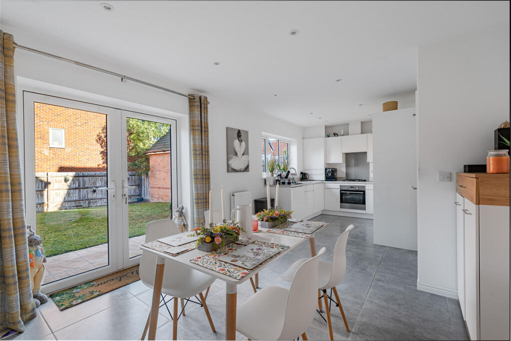 House in Winnersh, Sindlesham - View 5