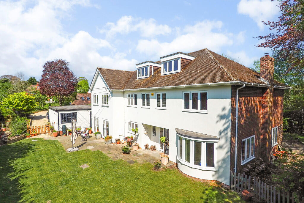 Main image of property: Itchen Abbas, SO21