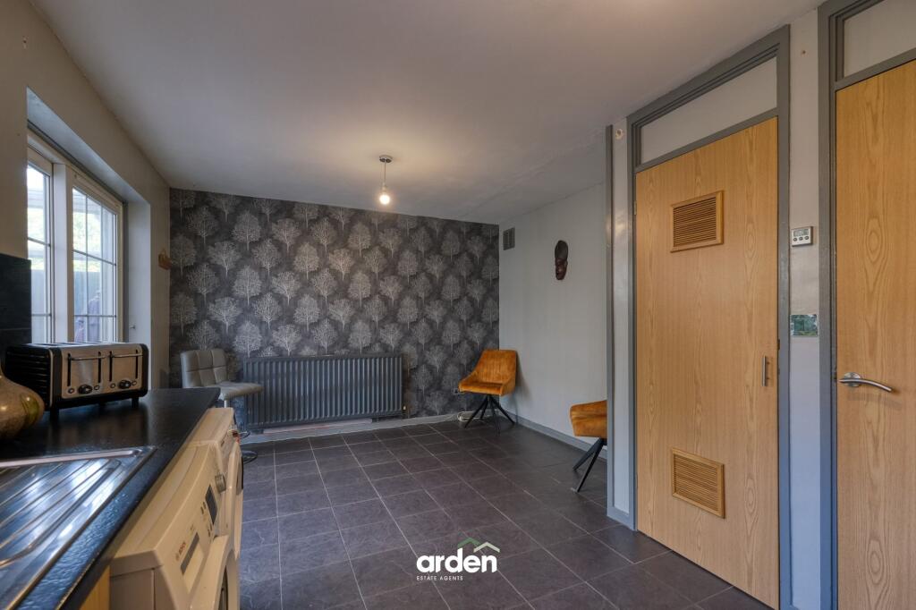 Romany Road, Rednal, B45 photo 4