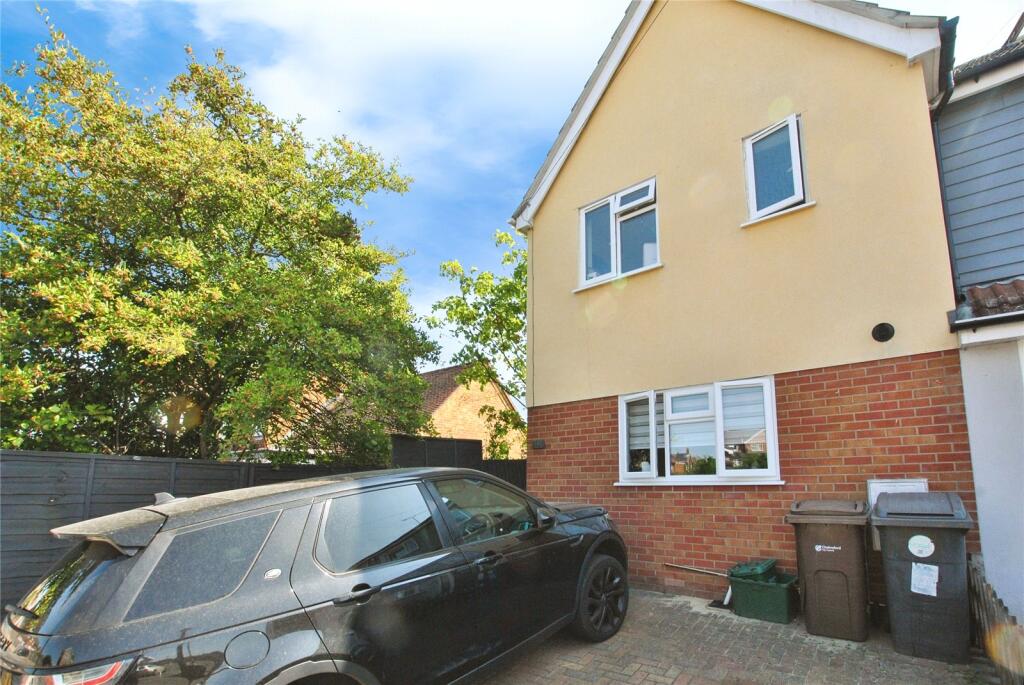Main image of property: Heath Drive, Chelmsford, Essex, CM2
