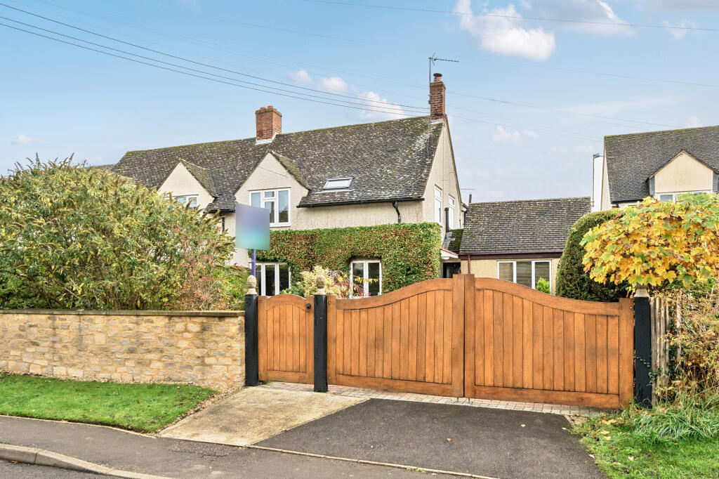 Main image of property: Bignell View, Bicester, OX26