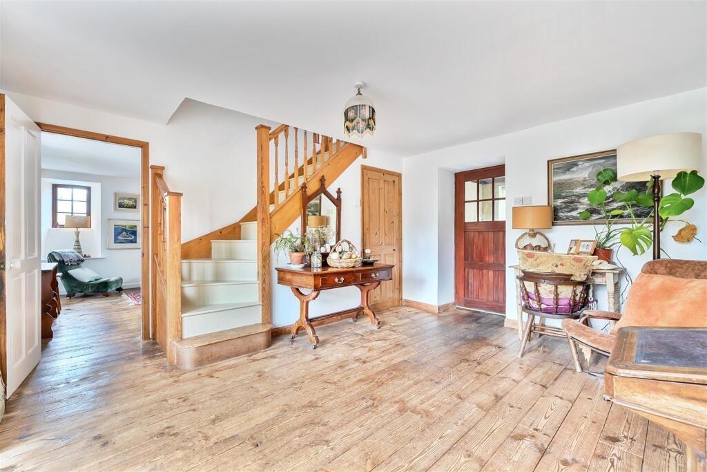 Barn conversion set within generous grounds, Crowntown photo 4