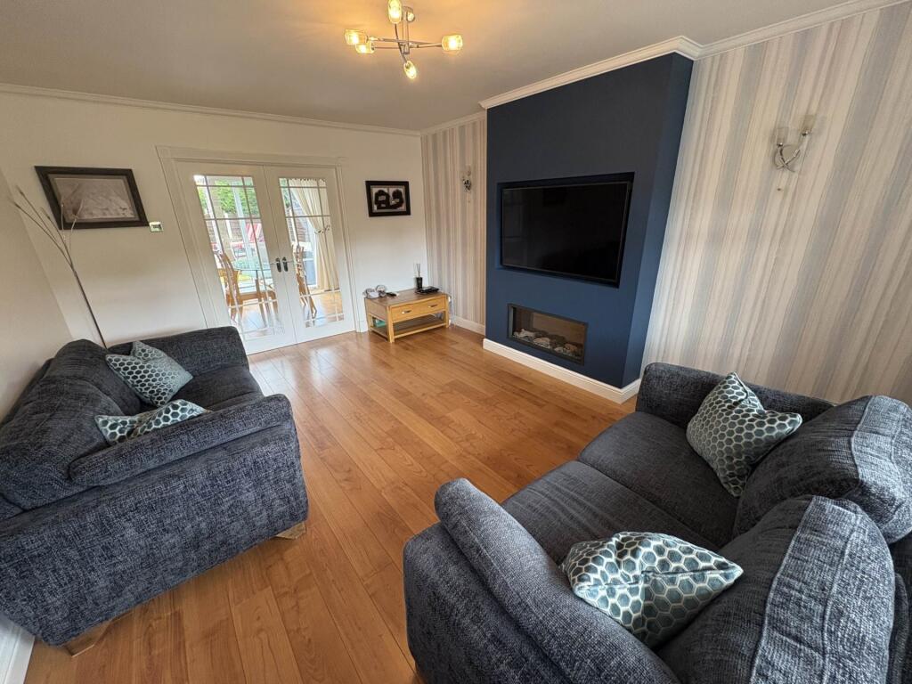 House in Oldham - View 2