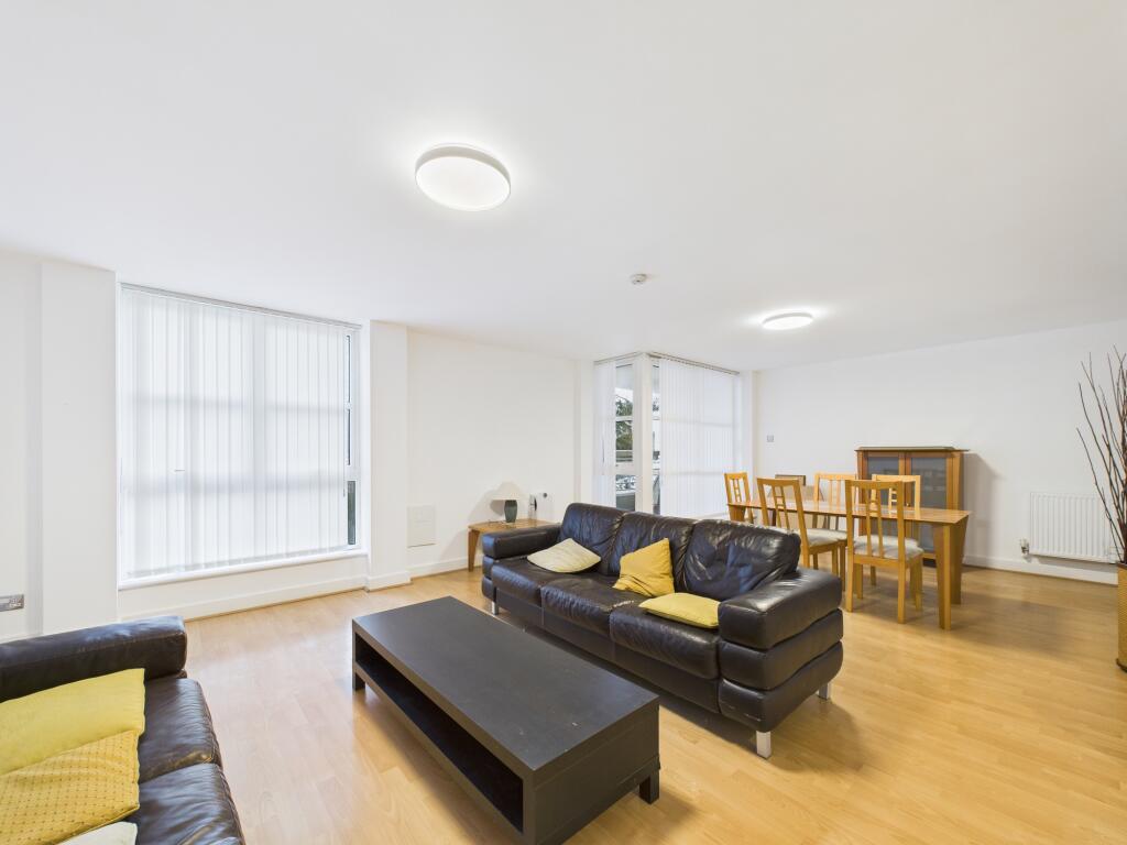 Apartment in London - View 4
