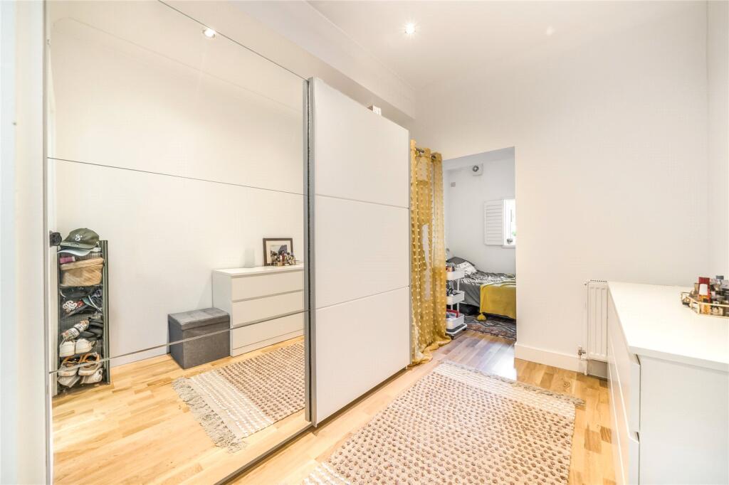 Apartment in London, Lower Clapton, Hackney - More