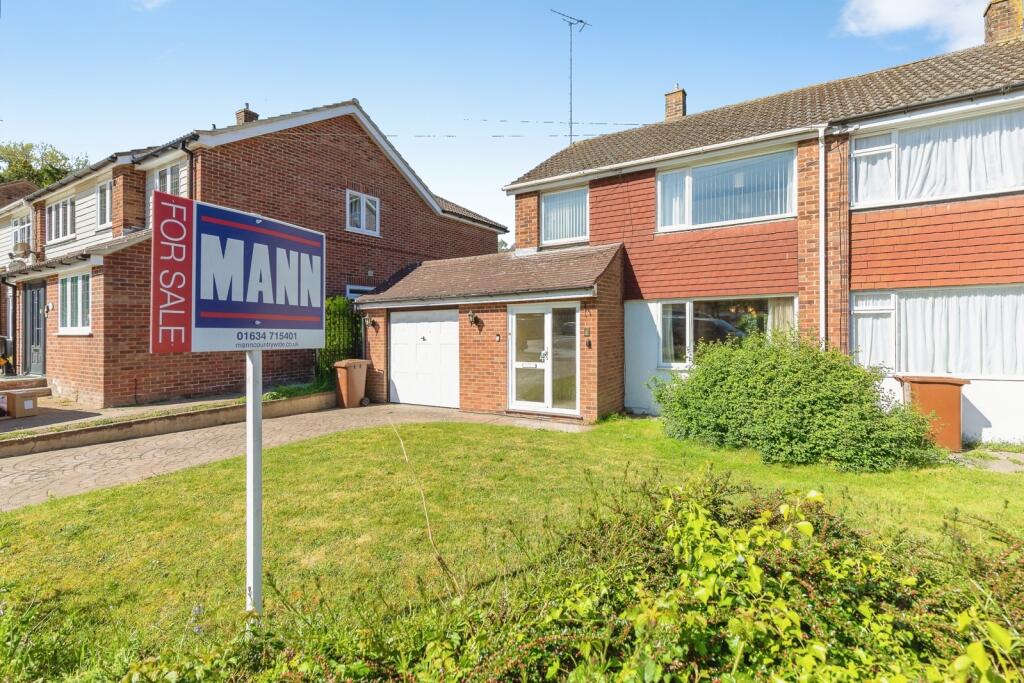 Main image of property: The Glebe, Cuxton, Rochester, Kent, ME2