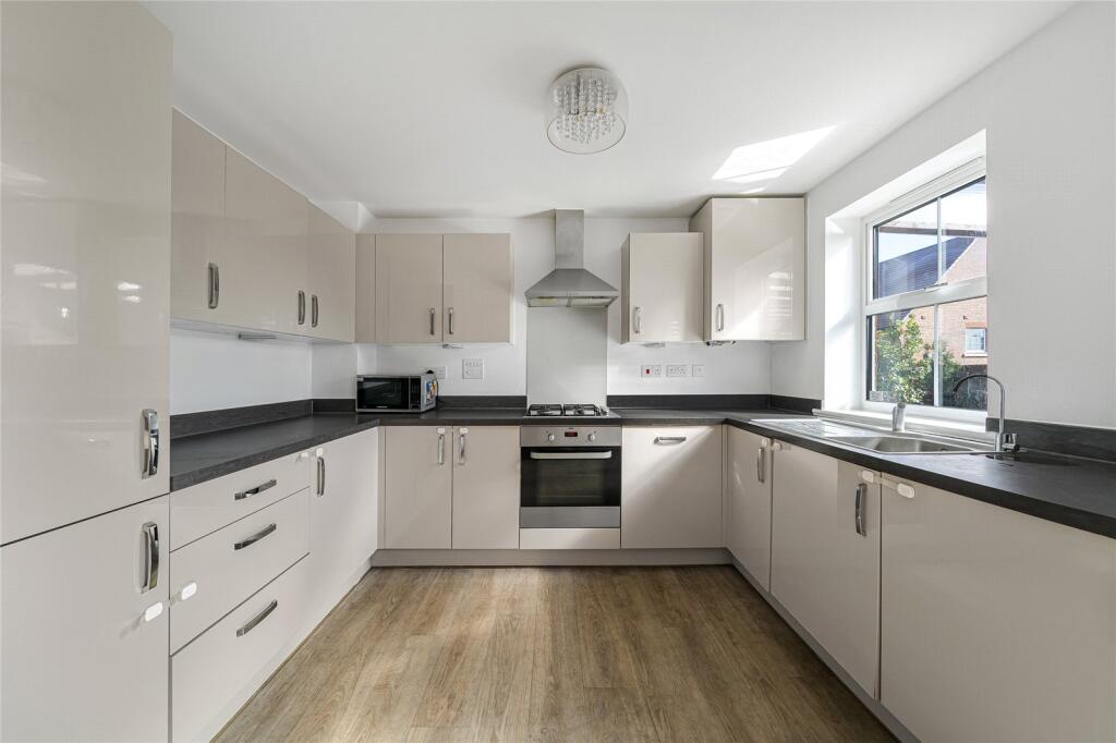 House in Dartford, Ebbsfleet Valley - View 5