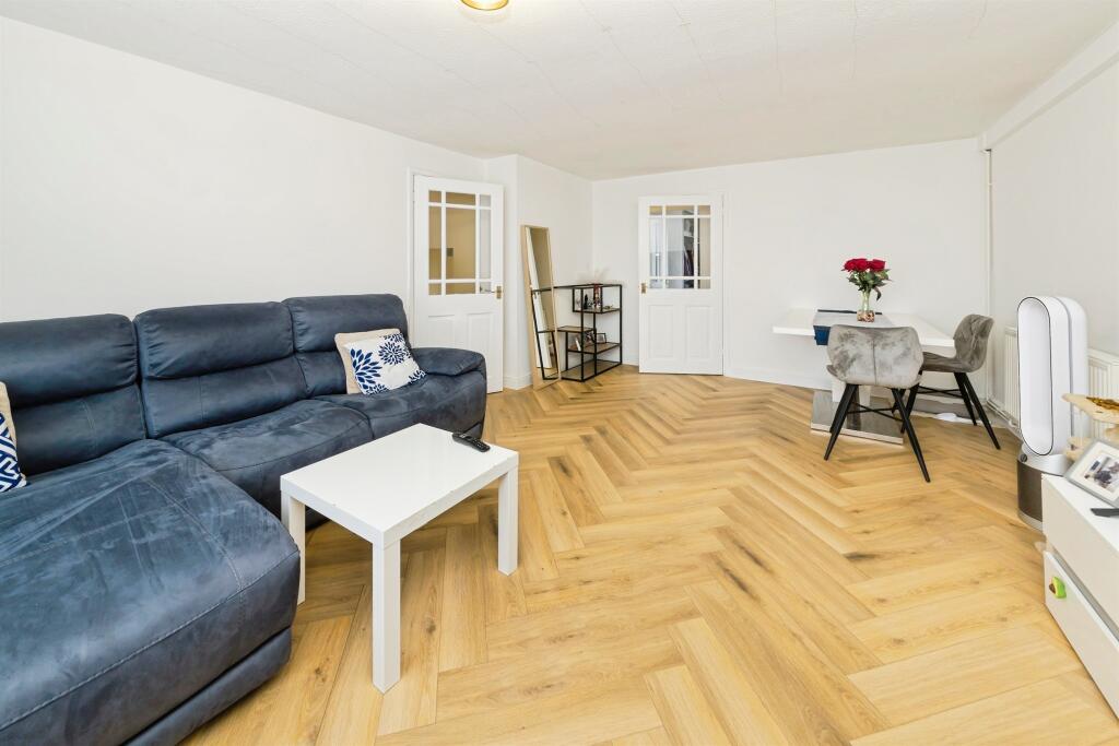 Apartment in Tandridge, Burstow - View 4