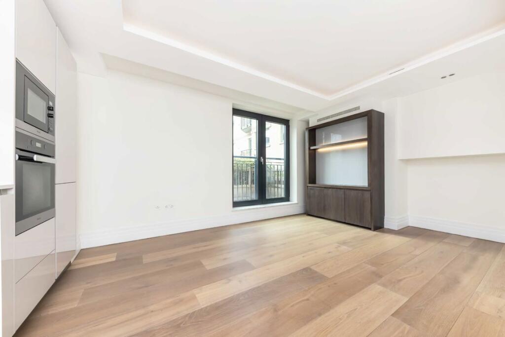 Main image of property: Kensington Gardens Square, Notting Hill