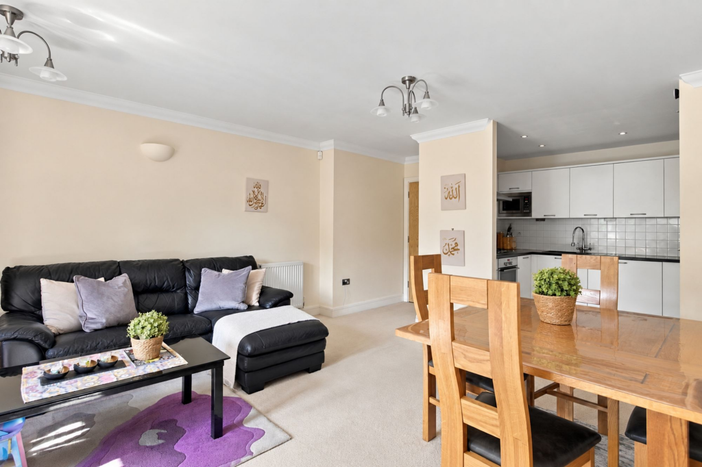 Roedean Road, Tunbridge Wells, TN2 photo 2
