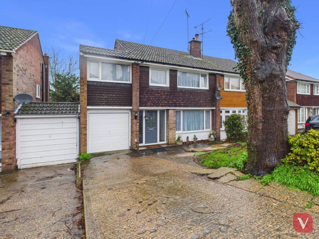 Main image of property: Lime Avenue, Luton