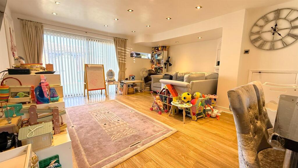 House in Birmingham, Kings Norton - View 5