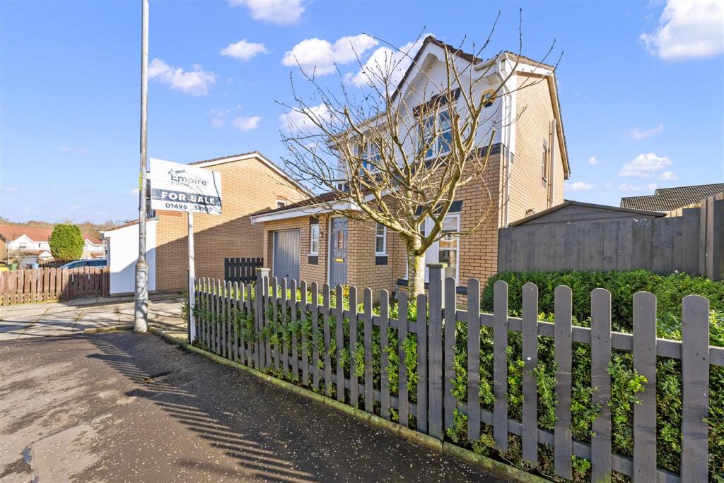Murray Crescent, Newmains, Wishaw photo 2