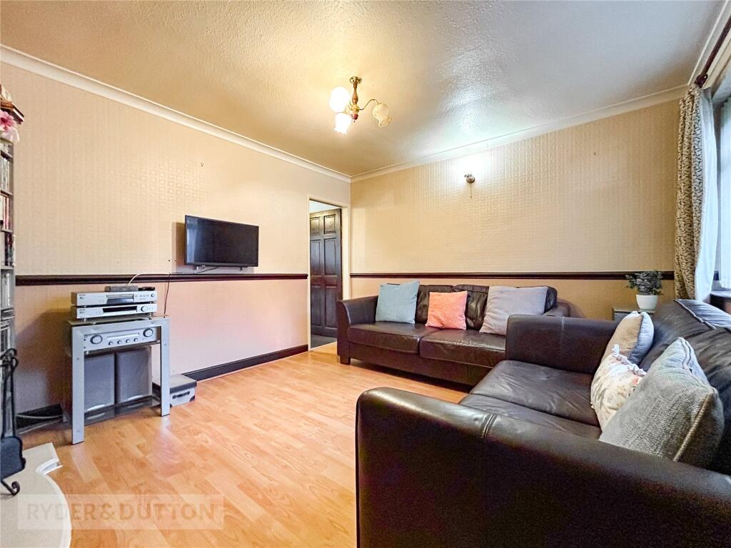 Clarendon Street, Mossley, OL5 photo 4
