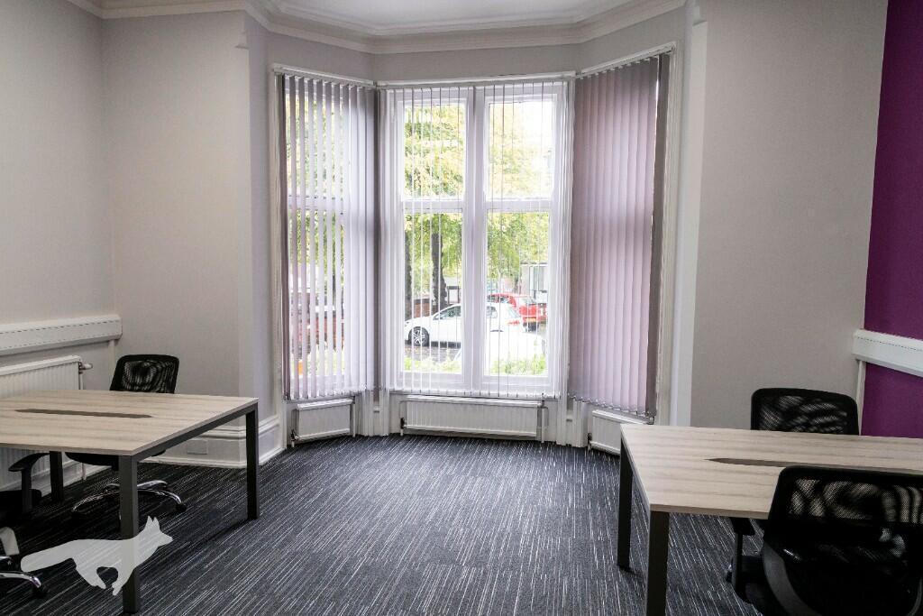 Office: Up to 7 Desks