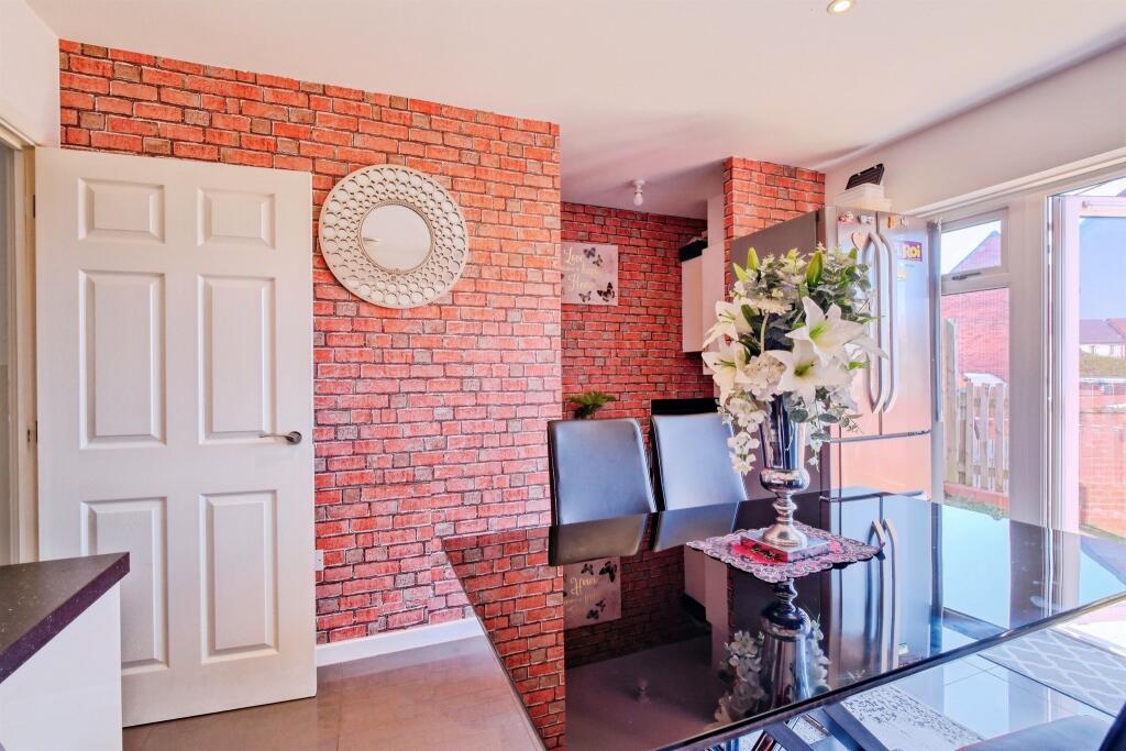 House in Salisbury - View 5