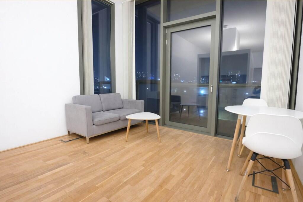 Main image of property: Clippers Quay, Manchester, Greater Manchester, M50