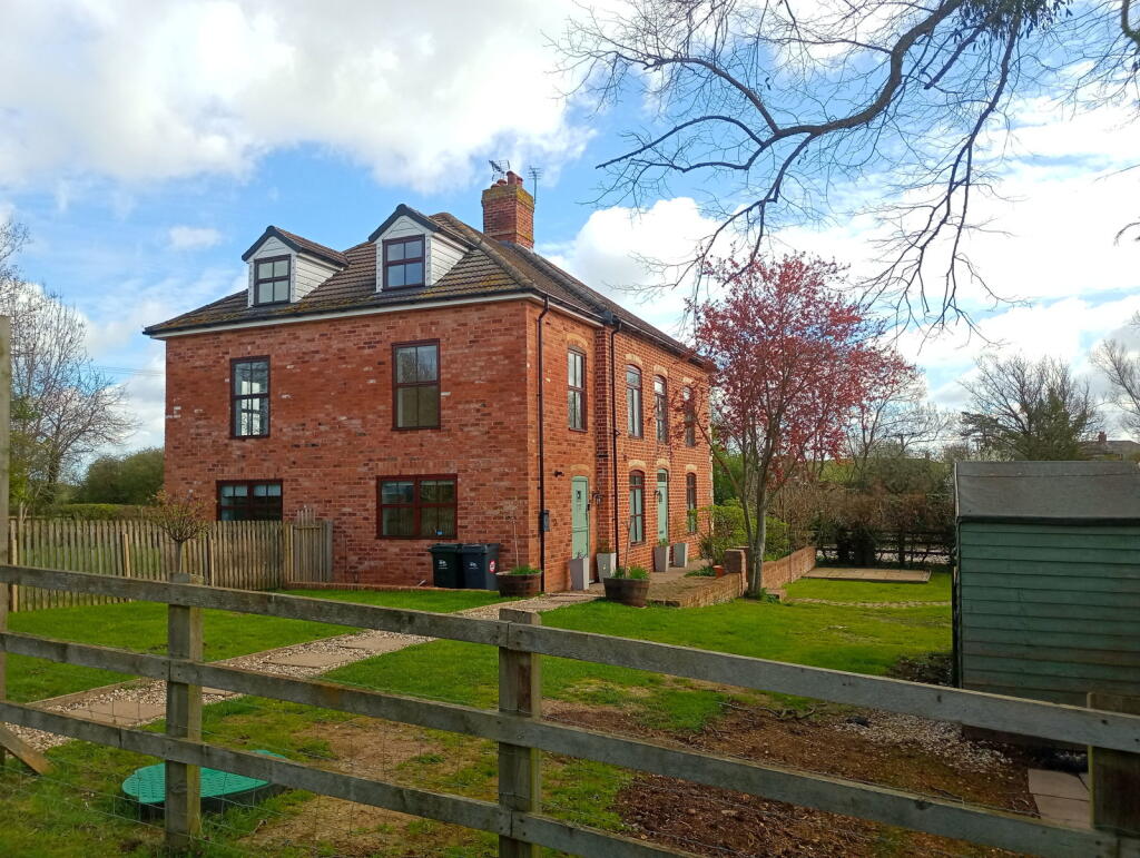 Main image of property: Bridgend, Elderfield, Gloucester, Gloucestershire, GL19 4PN