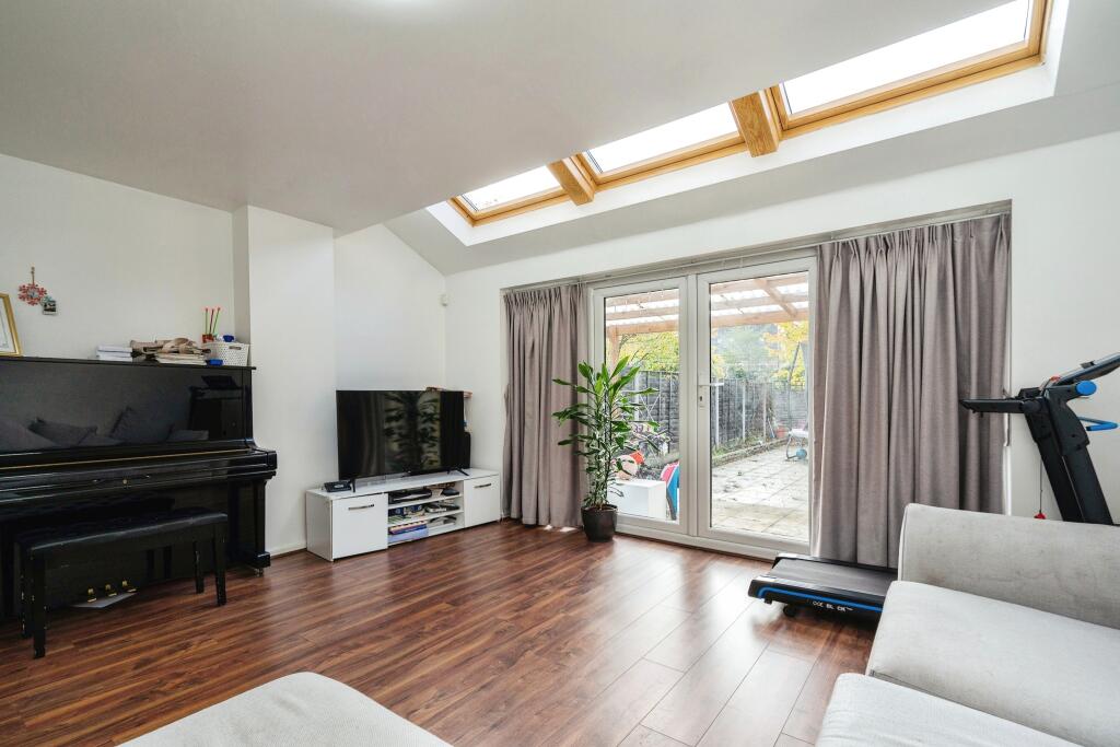 Broughton Lane, Salford, Greater Manchester, M7 photo 2