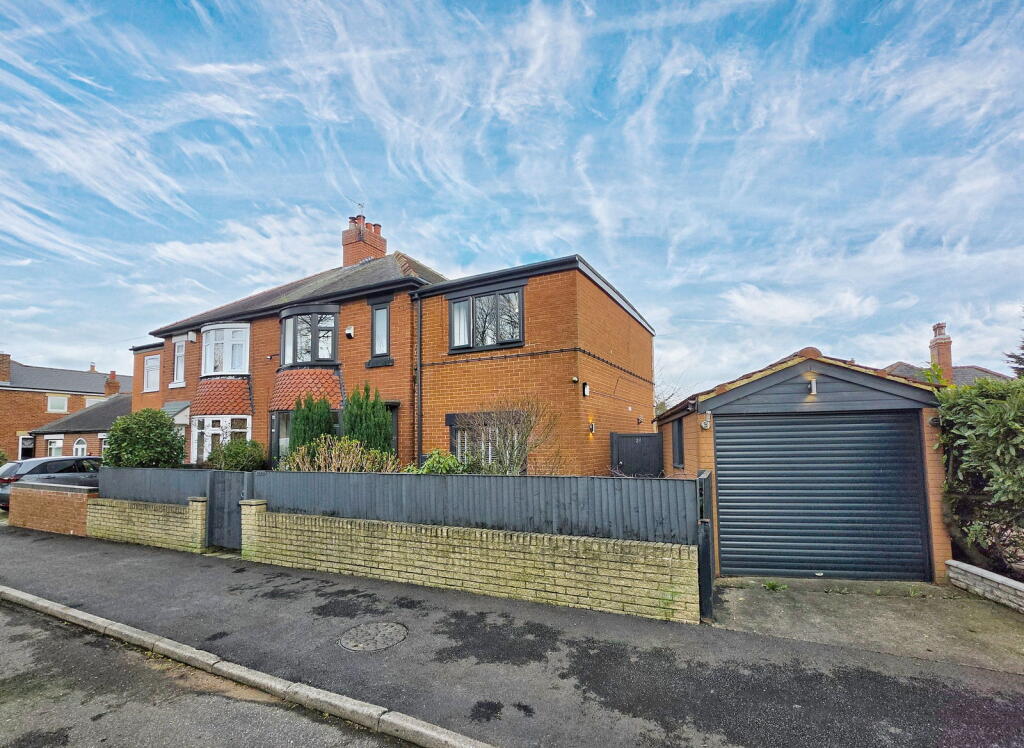 Main image of property: Meadow Road, Royston, Barnsley, S71 4AJ