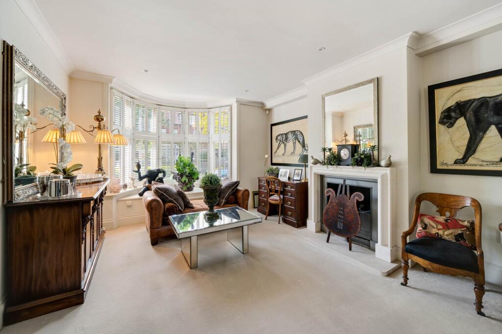 House in London, Dulwich Village - More