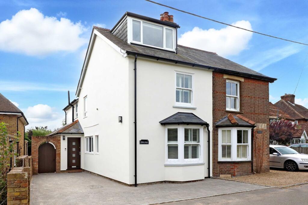 Main image of property: Coleshill Lane, Winchmore Hill, Amersham, Buckinghamshire, HP7