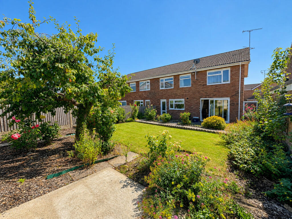 House in Rochford, Ashingdon - View 2