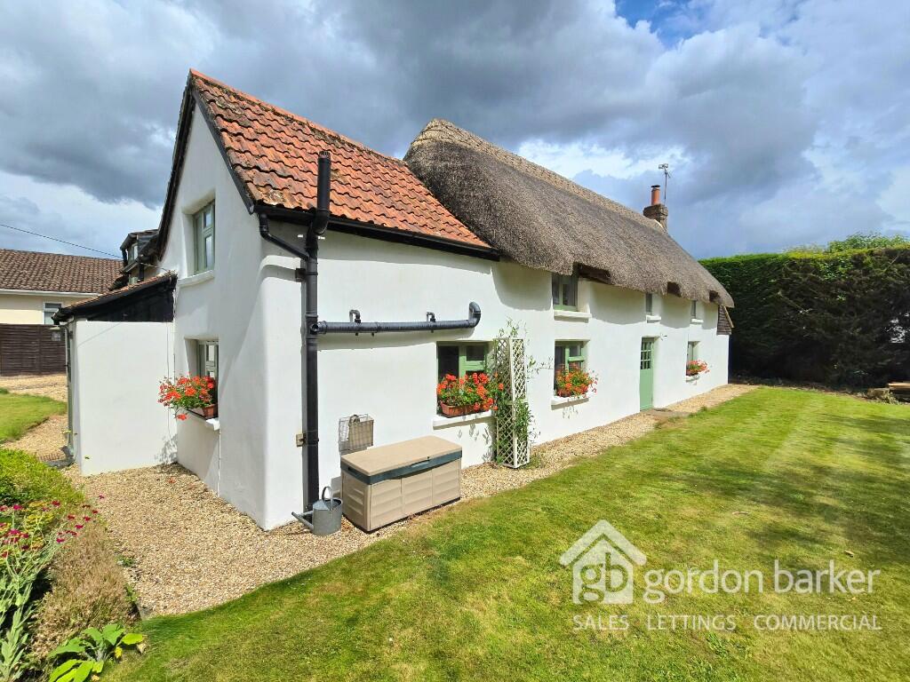 Main image of property: Crescent Road, Verwood, Dorset, BH31