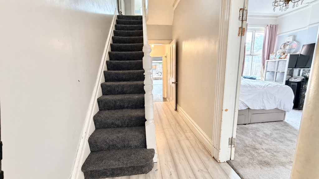 House in Stockport, Heaton Norris, Edgeley - View 4