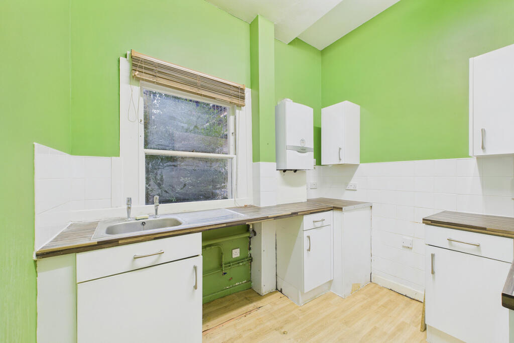 Apartment in Bath, Kingsmead - View 4