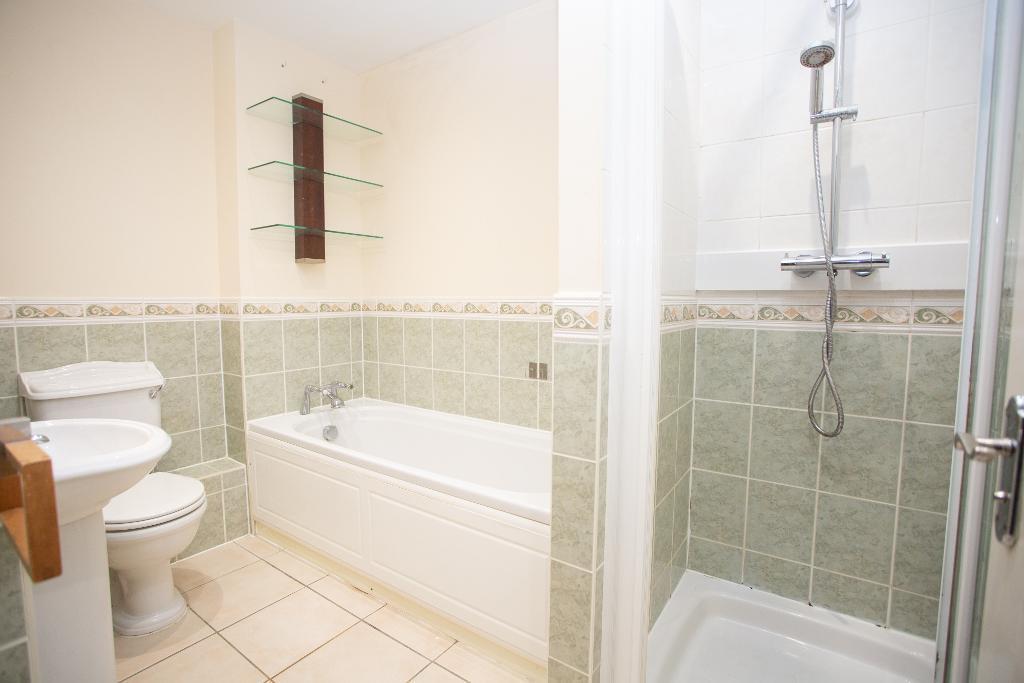 Apartment in Tonbridge - View 4