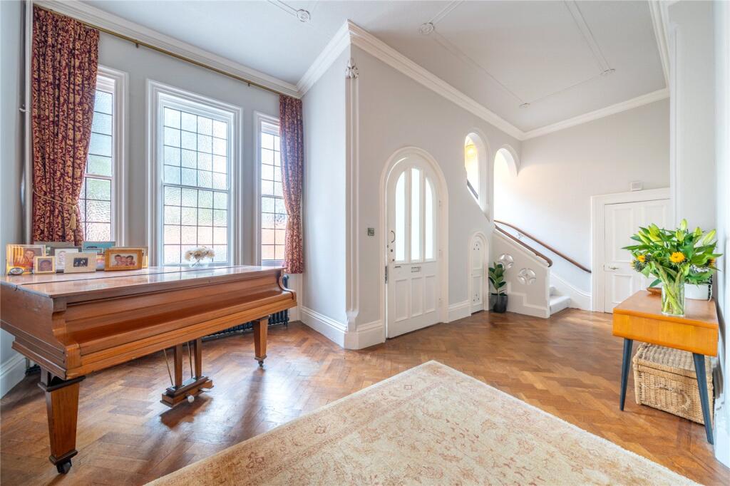 House in Nottingham, The Park - View 2