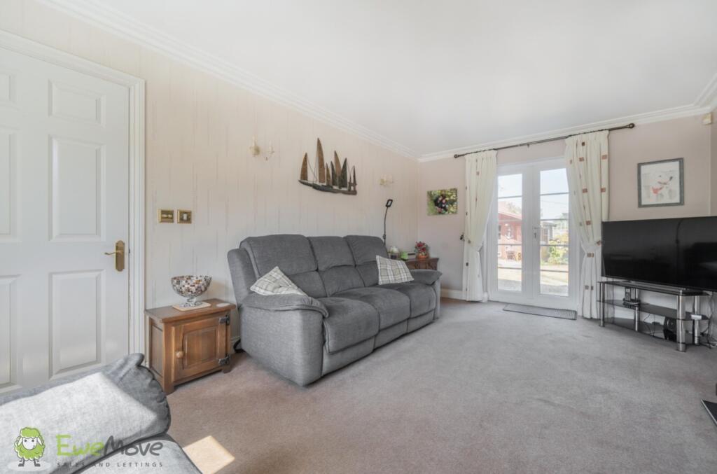House in Reading - More