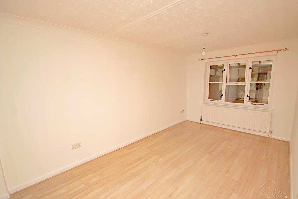 House in Maidstone, Kent - View 3