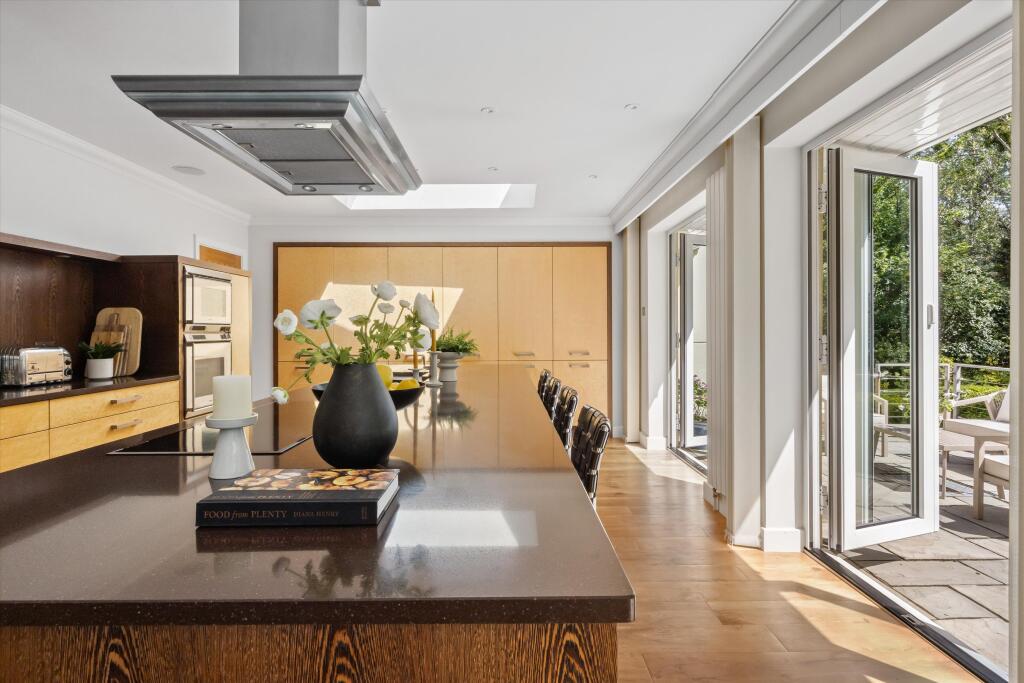 House in Cheltenham, Moorend, Charlton Kings - View 3