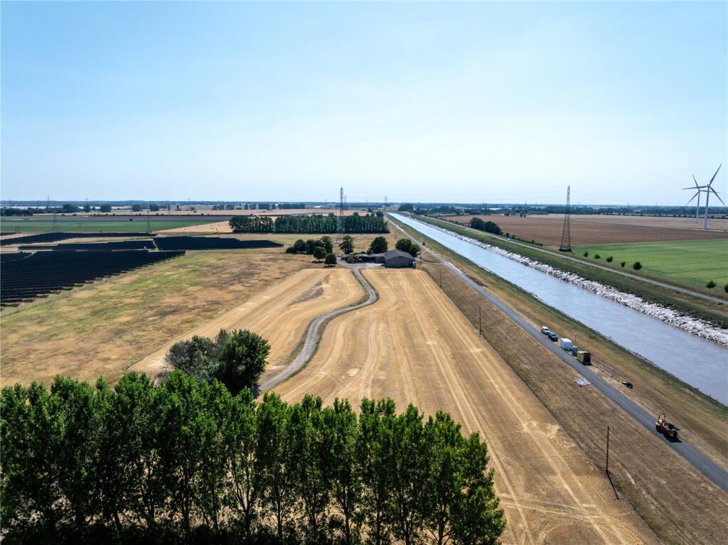 House in South Holland, Sutton Bridge - View 5