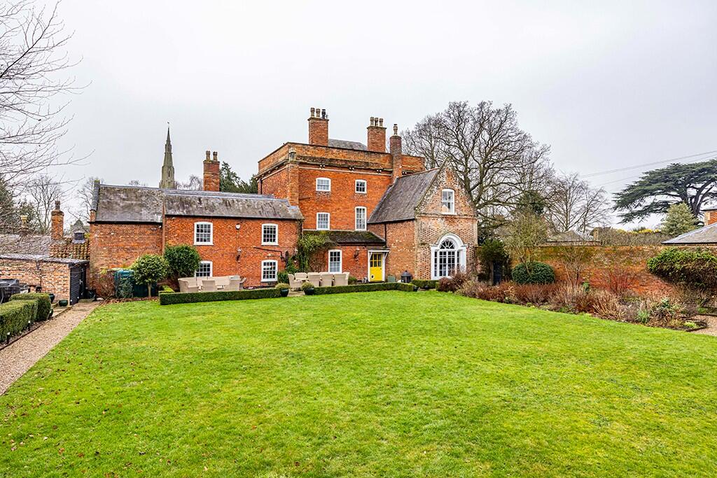 Main image of property: The Dower House, Church Lane, Carlton on Trent, Nottinghamshire NG23 6LP