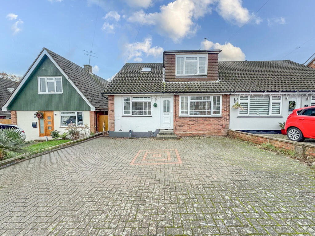 Main image of property: Southernhay, Leigh-on-sea, SS9 5