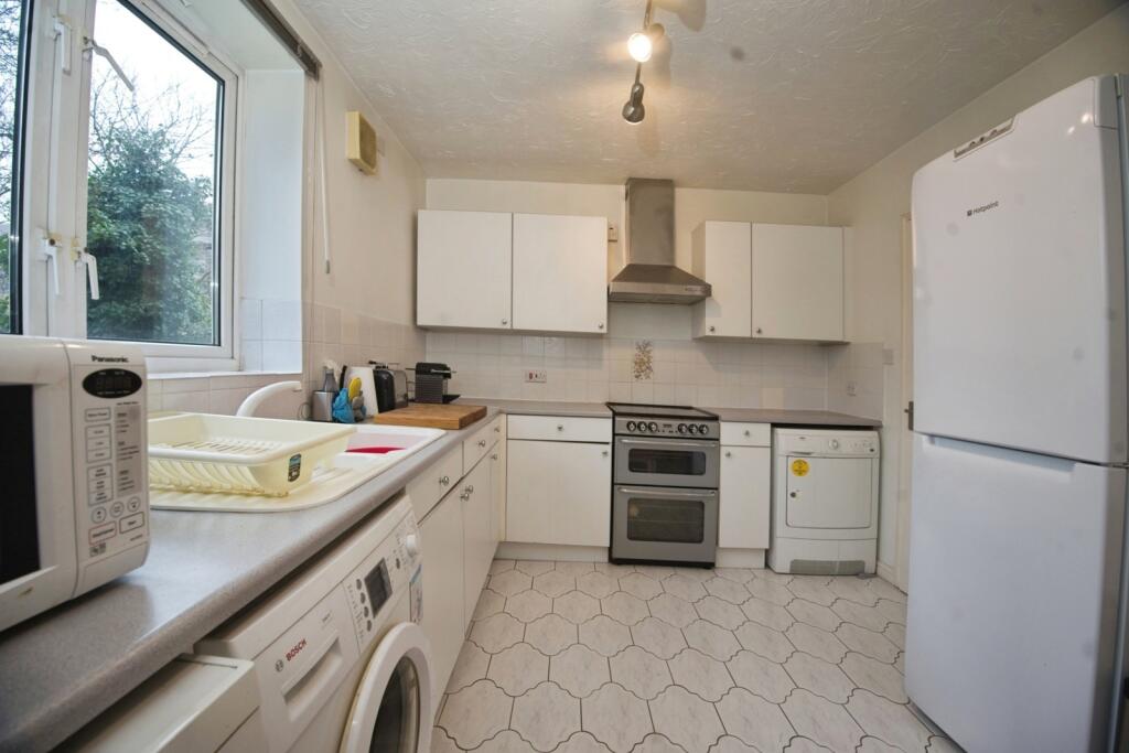 Apartment in Cardiff - More