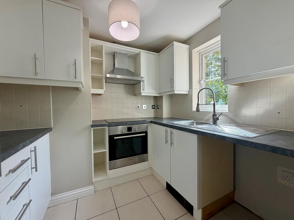 Apartment in Ipswich - View 3