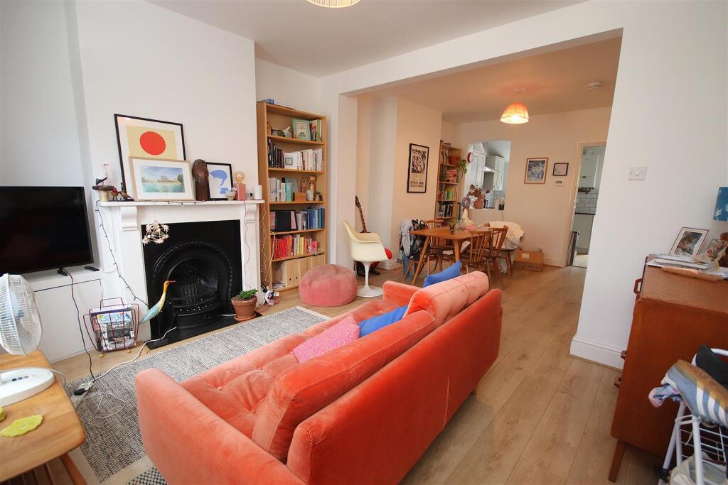 House in Cambridge, Petersfield - View 4