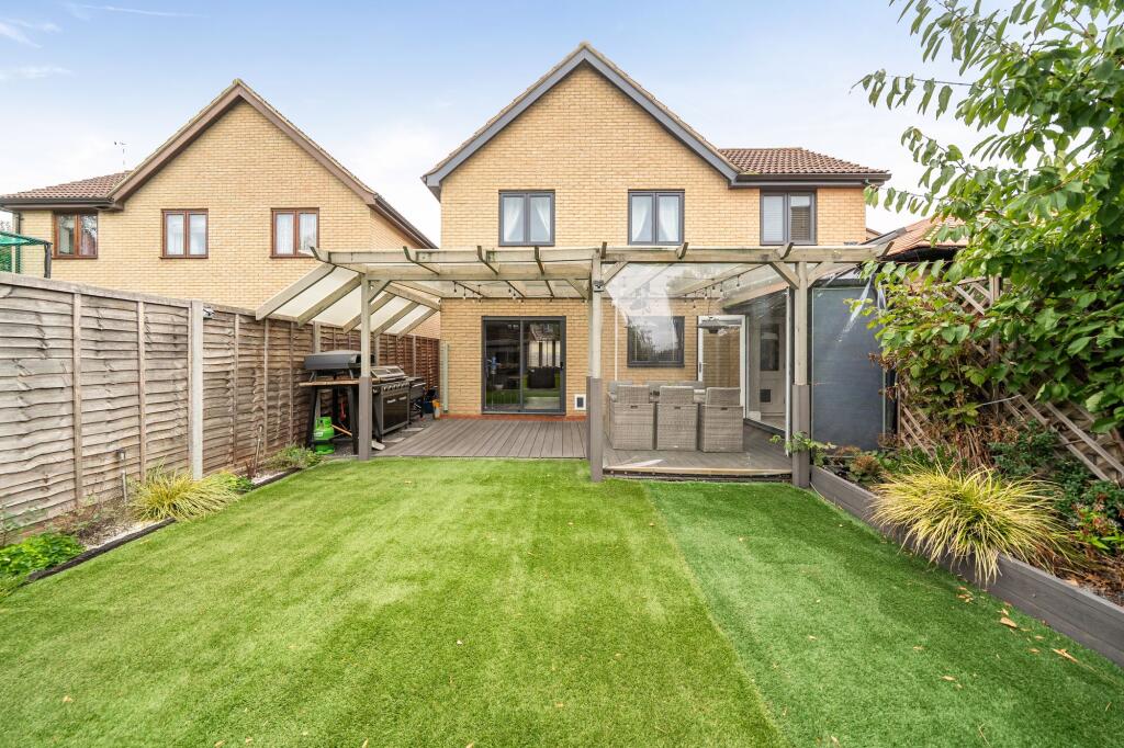 House in Milton Keynes, Broughton, Broughton and Milton Keynes - View 4